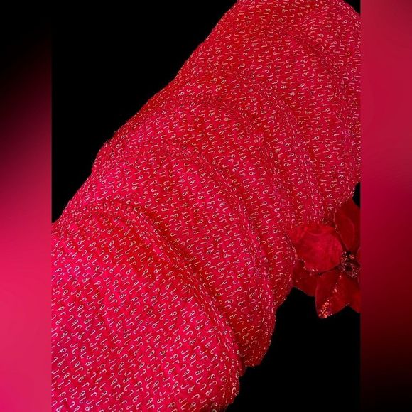 Candy Cane Placemats/Napkins Set - Picture 4 of 6